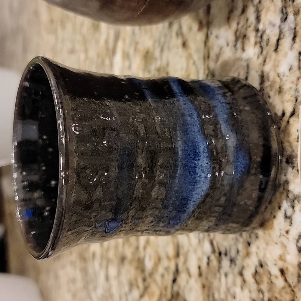 Bundle of 2 stoneware mugs from Scotland NWOT - Picture 2 of 8